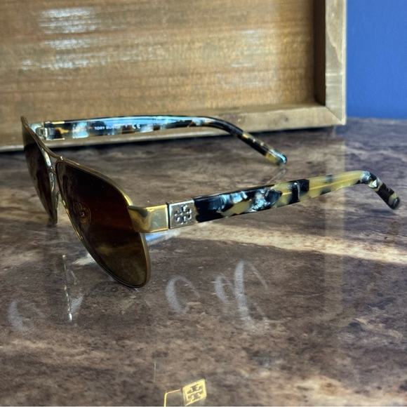 Tory Burch TY6051 Aviator Sunglasses main image 5